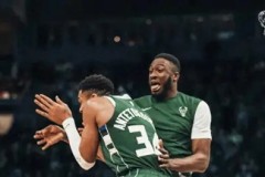 勒布朗·詹姆斯荣耀入名人堂，与韦德波什深情互动