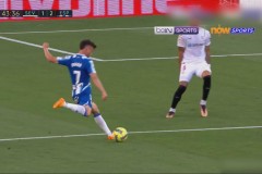 西甲保级大战：赫罗纳主场迎战西班牙人，悬念迭起！