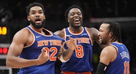 湖人小卡舅舅交易提案：高额薪资与阵容调整受阻